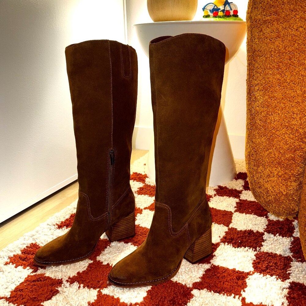 New: Vince Camuto Suede Leila Boots / 8.5